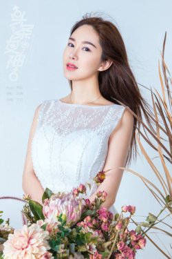 [头条女神TouTiao]  易阳 我的花漾年华